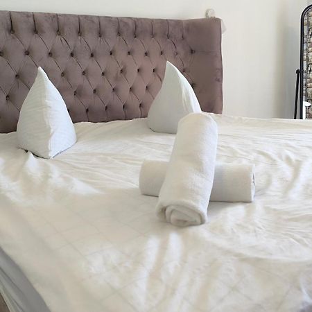 Комната С Двухместной Кроватью В Квартире С Общим Душем И Кухней, Double Room In A Guest Apartment, Camera La Cheie In Apartament Cu Dus Si Bucatarie Comuna Chişinau Exteriör bild