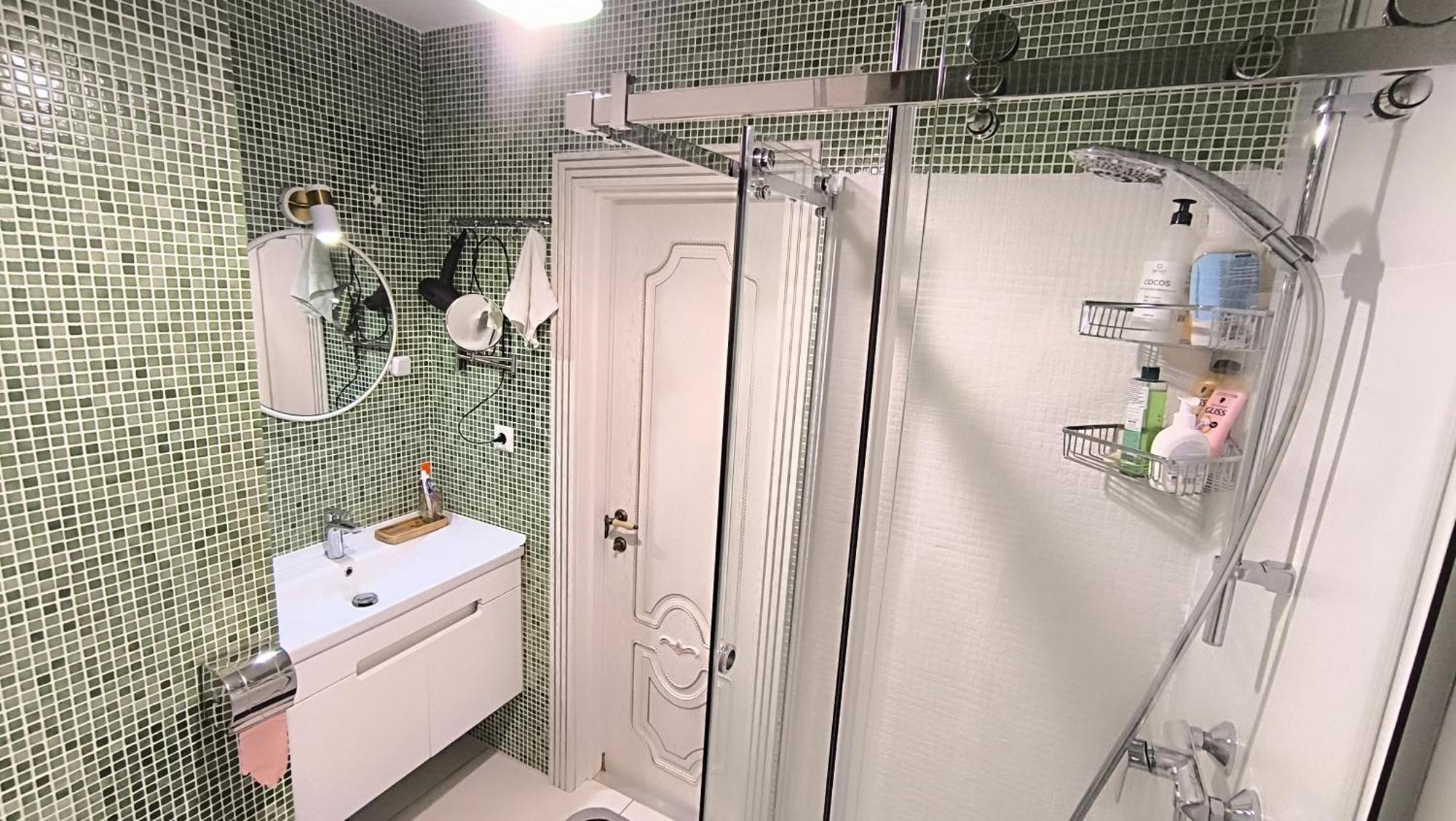 Комната С Двухместной Кроватью В Квартире С Общим Душем И Кухней, Double Room In A Guest Apartment, Camera La Cheie In Apartament Cu Dus Si Bucatarie Comuna Chişinau Exteriör bild
